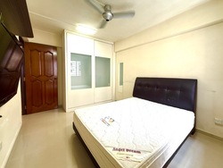 Blk 226 Serangoon Avenue 4 (Serangoon), HDB 4 Rooms #569294931